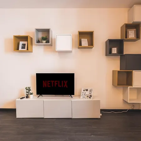 Piazza Goldoni Mazzini *free Wifi* Τεργέστη