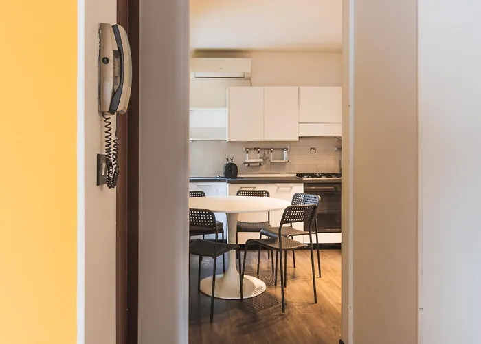 Piazza Goldoni Mazzini *free Wifi* * Triëst